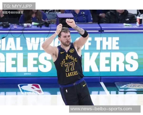 里夫斯点评东契奇扣篮表现称每次上篮都能轻松得分