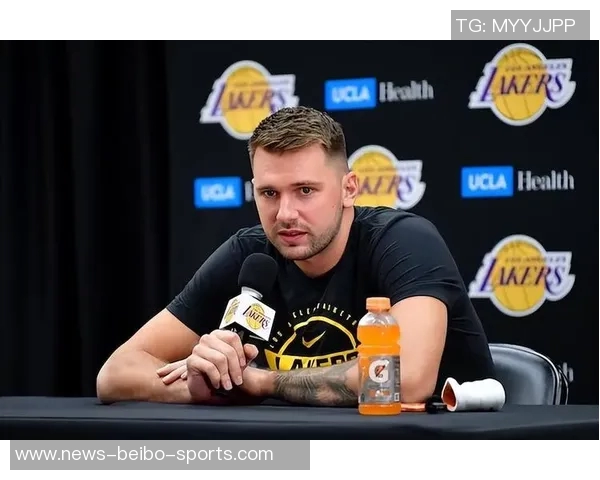 雷迪克关注东契奇与八村塁伤情文森特周五将重新评估恢复情况 雷迪克关注东契奇与八村塁伤情文森特周五将重新评估恢复情况